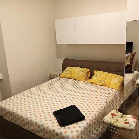 Studio Milano Apartman *